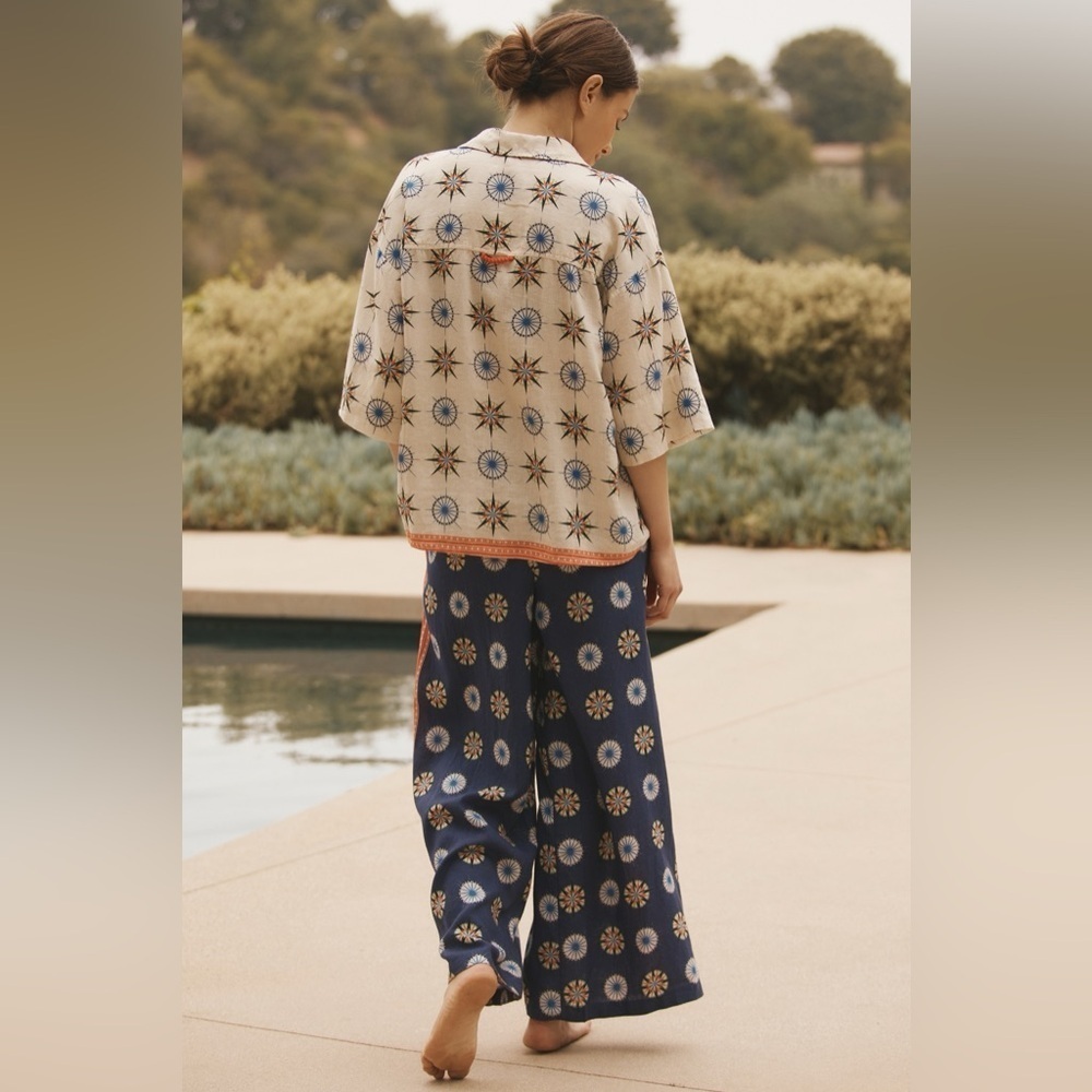 By Anthropologie Short-Sleeve Linen Buttondown Shirt Star Geometric Print Sz XS - Picture 4 of 10